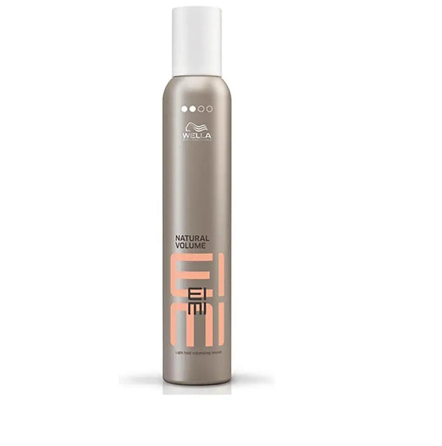 Wella Eimi Natural Volume Spumă Cu Fixare Medie